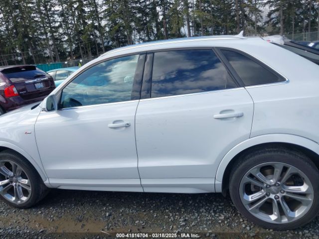 WA1JCCFS9JR009373 Audi Q3 2.0t Premium/2.0t Sport Premium