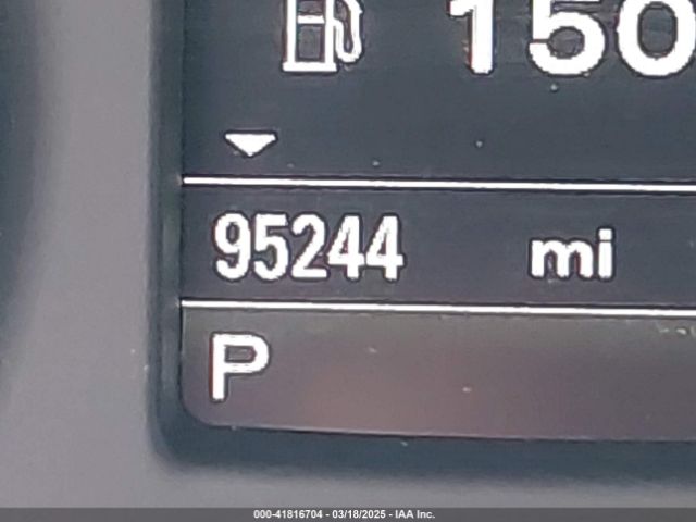WA1JCCFS9JR009373 Audi Q3 2.0t Premium/2.0t Sport Premium