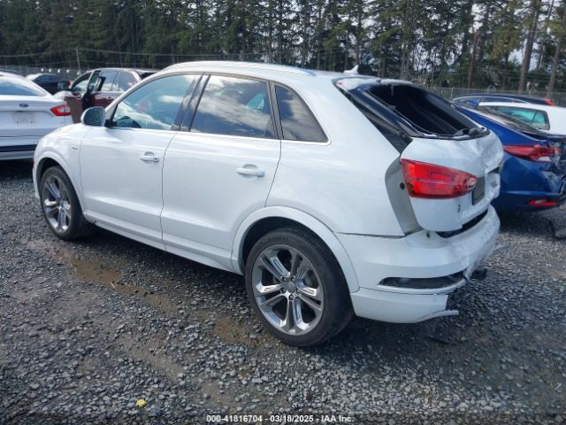 WA1JCCFS9JR009373 Audi Q3 2.0t Premium/2.0t Sport Premium
