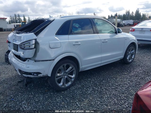 WA1JCCFS9JR009373 Audi Q3 2.0t Premium/2.0t Sport Premium