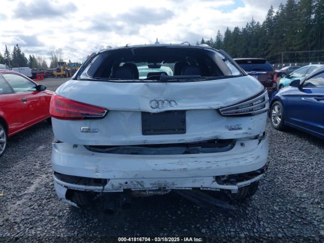 WA1JCCFS9JR009373 Audi Q3 2.0t Premium/2.0t Sport Premium