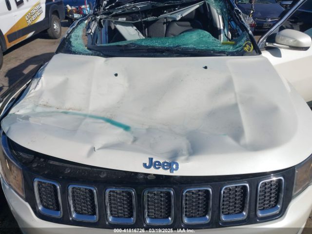 3C4NJDCB8KT594382 Jeep Compass Limited 4x4