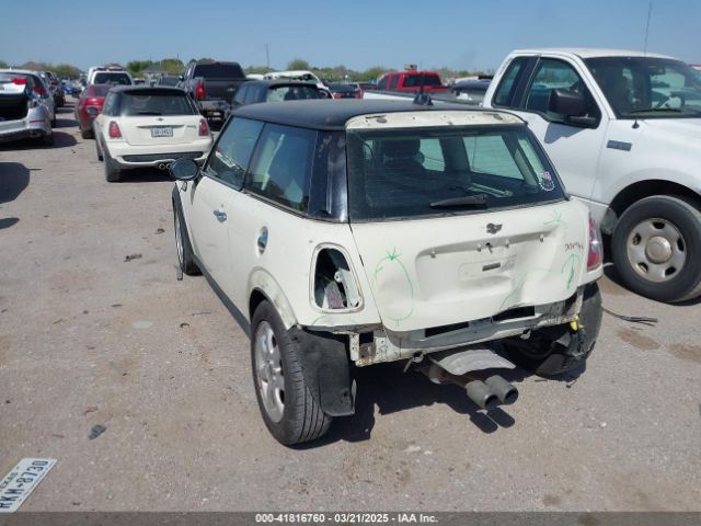 2013 MINI HARDTOP WMWSV3C51DT390742 Photo 2