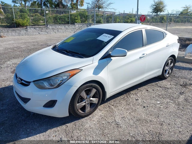41816782 :رقم المزاد ، 5NPDH4AE6DH285601 vin ، 2013 Hyundai Elantra Gls مزاد بيع