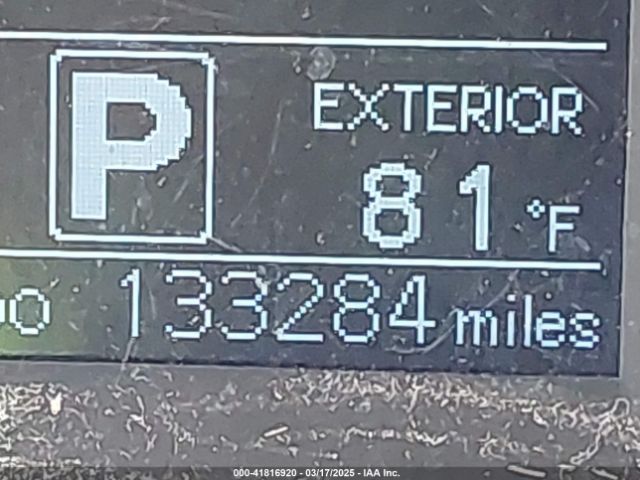 5TDKK3DC5FS539082 Toyota Sienna Le 8 Passenger