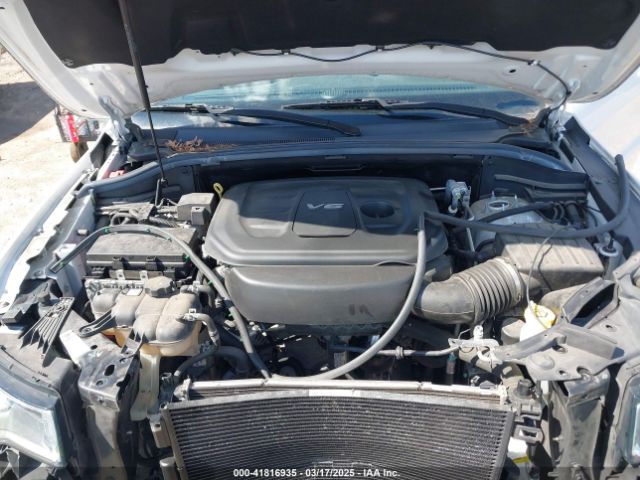 1C4RJFAG0JC197738 Jeep Grand Cherokee Laredo E 4x4