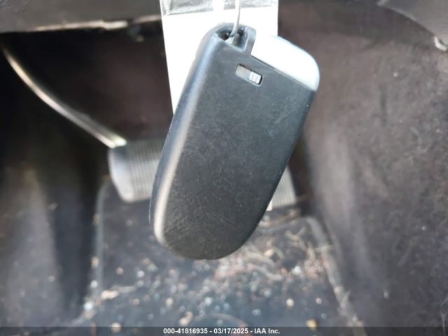 1C4RJFAG0JC197738 Jeep Grand Cherokee Laredo E 4x4