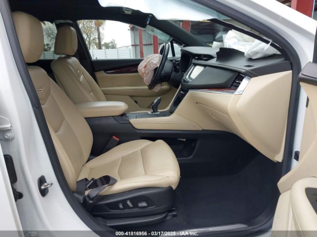 1GYKNDRS5JZ218433 Cadillac XT5 LUXURY