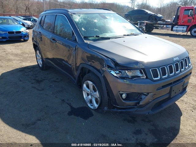 3C4NJDBB7LT168900 Jeep Compass Latitude 4x4
