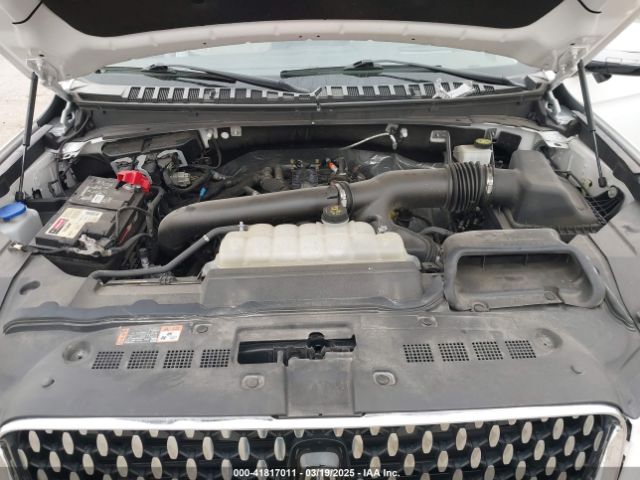 5LMJJ2TT7NEL03931 Lincoln Navigator Black Label