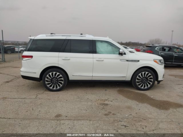 5LMJJ2TT7NEL03931 Lincoln Navigator Black Label