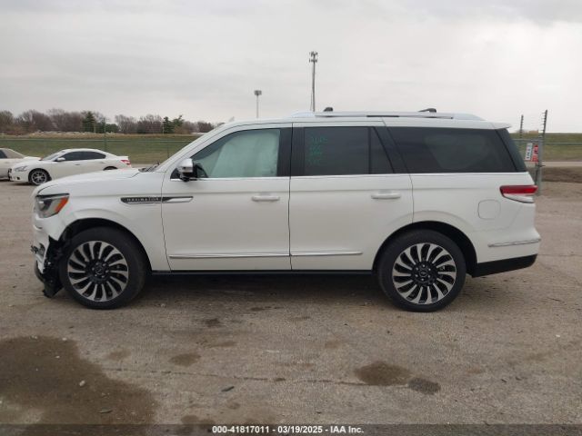 5LMJJ2TT7NEL03931 Lincoln Navigator Black Label