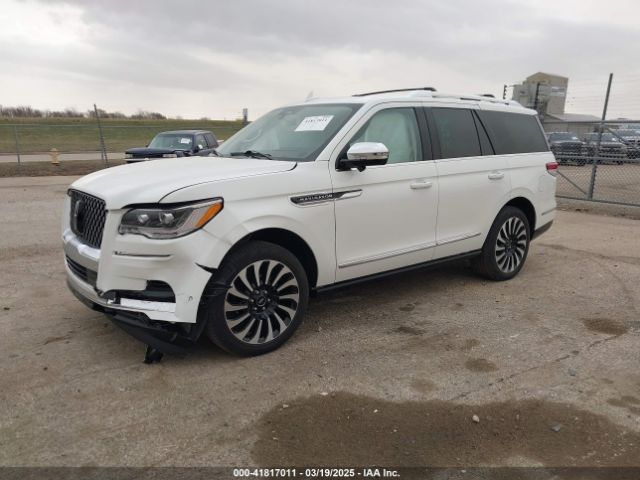 5LMJJ2TT7NEL03931 Lincoln Navigator Black Label