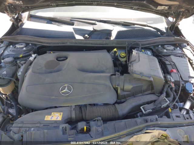 WDCTG4EB1HJ318574 Mercedes-Benz GLA 250