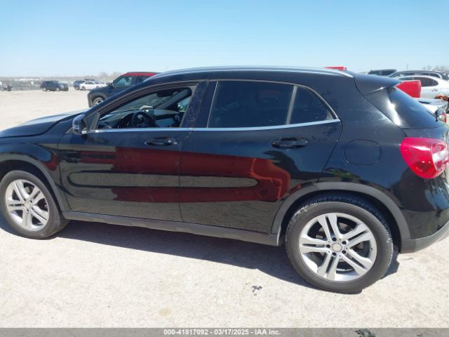 WDCTG4EB1HJ318574 Mercedes-Benz GLA 250