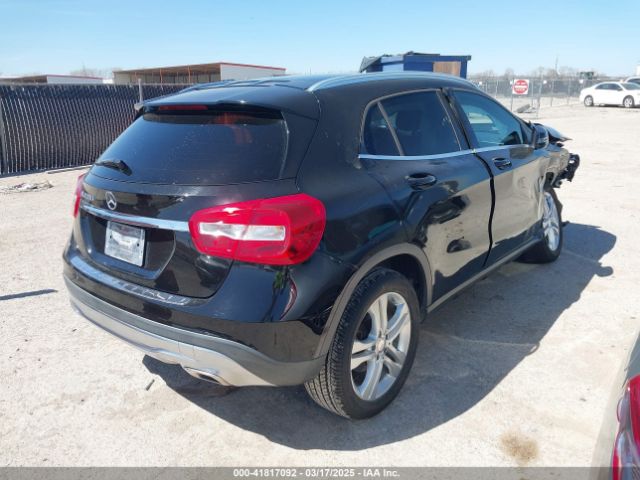 WDCTG4EB1HJ318574 Mercedes-Benz GLA 250