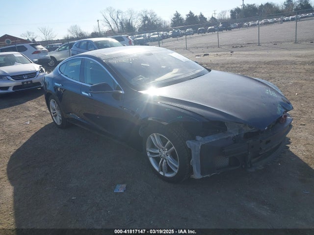 2013 TESLA MODEL S 5YJSA1CN7DFP28067 Photo 0