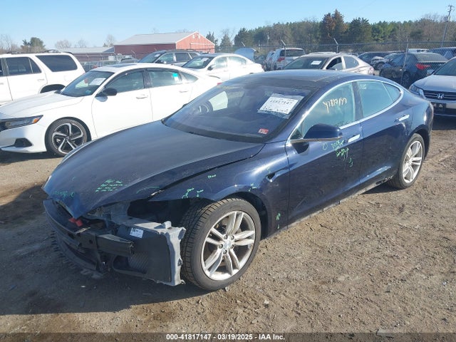 2013 TESLA MODEL S 5YJSA1CN7DFP28067 Photo 1