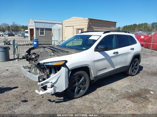 1C4PJLAB1HD240854 Jeep Cherokee Altitude Fwd