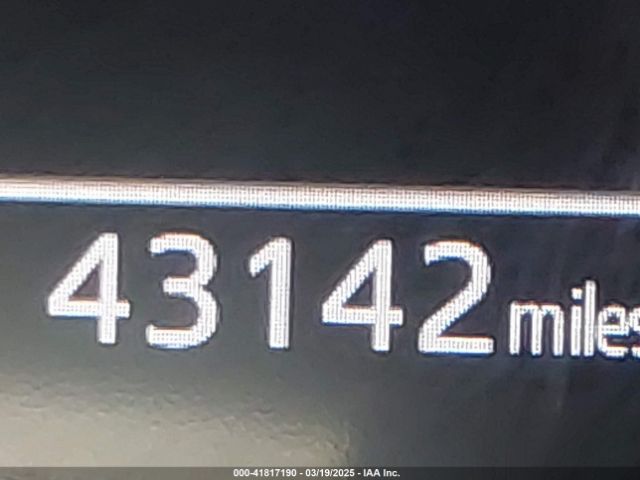 4T1B11HK9JU671495 Toyota CAMRY SE