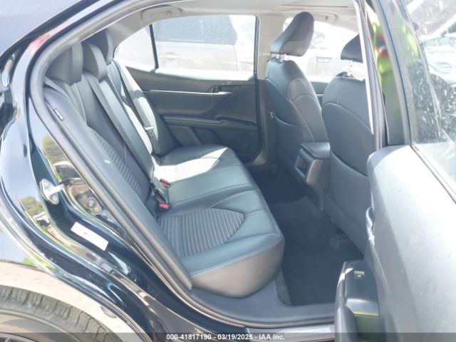 4T1B11HK9JU671495 Toyota CAMRY SE