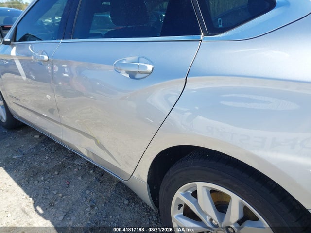 Chevrolet IMPALA 1LT 2016 2G1105SA3G9177982 Image 18