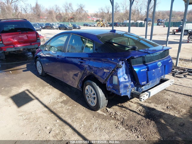 Toyota Prius Two 2016 JTDKBRFU9G3516237 Image 3