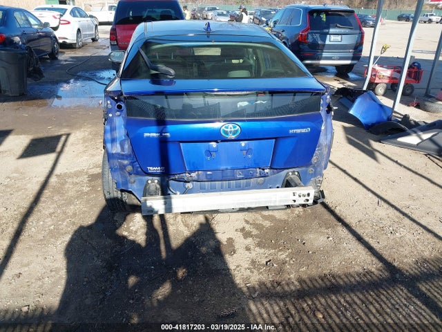 Toyota Prius Two 2016 JTDKBRFU9G3516237 Image 6