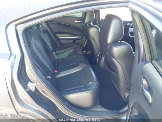 2C3CDXBG3KH748314 Dodge Charger Sxt Rwd