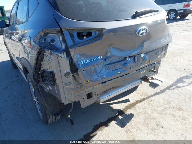 KM8J33AL7MU325387 Hyundai TUCSON SEL