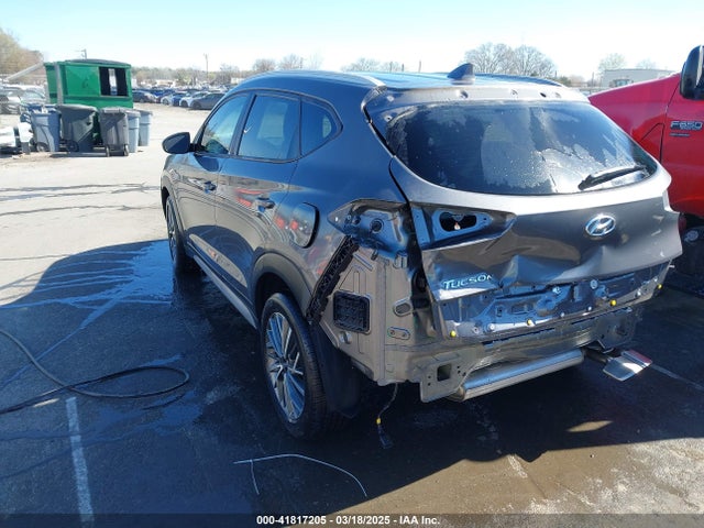 KM8J33AL7MU325387 Hyundai TUCSON SEL