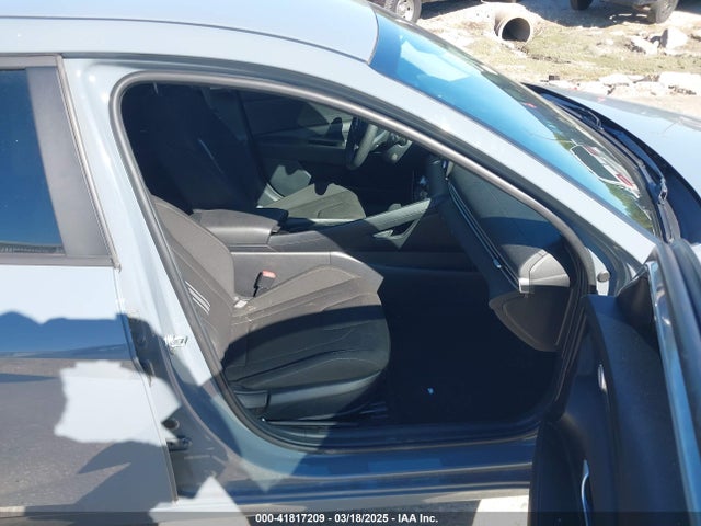 KMHLM4AJ5PU040430 Hyundai Elantra Hybrid Blue