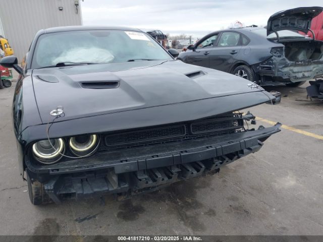 2C3CDZATXFH712765 Dodge Challenger R/t