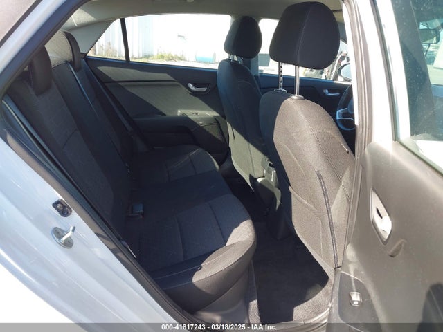 3KPA24AD1LE313500 KIA RIO LX