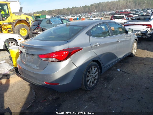 KMHDH4AE5FU224681 Hyundai ELANTRA SE