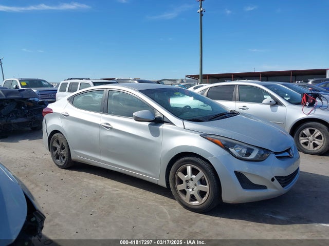 5NPDH4AE1GH792295 Hyundai ELANTRA SE