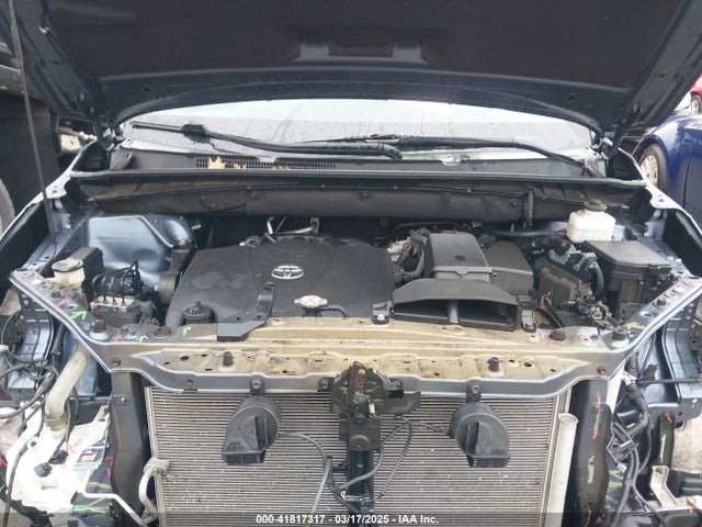 5TDJZRFH1KS959015 Toyota Highlander Xle