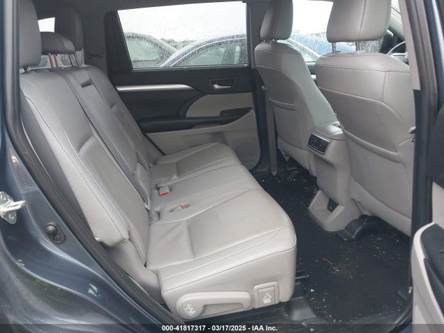 5TDJZRFH1KS959015 Toyota Highlander Xle