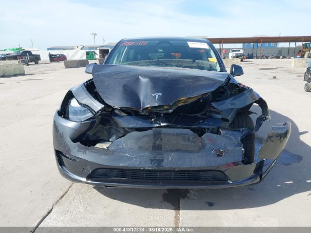 7SAYGDED9RF044789 Tesla Model Y Long Range Dual Motor All-wheel Drive/rwd