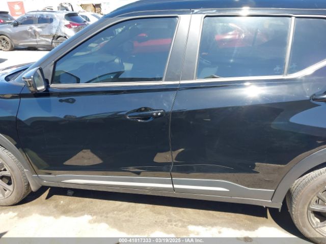 3N1CP5DV7RL490435 Nissan KICKS SR