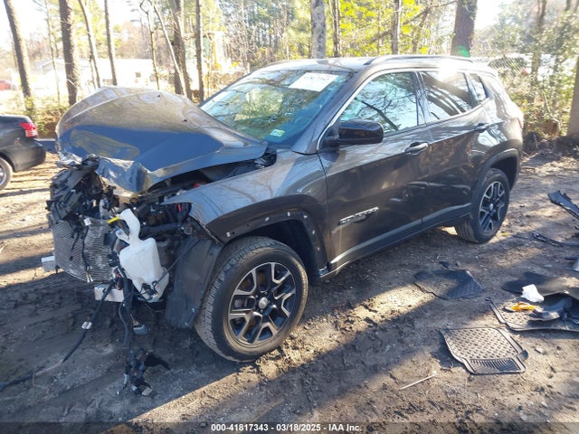 3C4NJDBB8NT124794 Jeep Compass Latitude 4x4