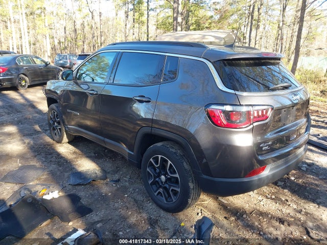 3C4NJDBB8NT124794 Jeep Compass Latitude 4x4