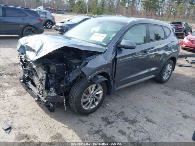 KM8J3CA45HU288936 Hyundai TUCSON SE