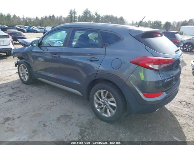 KM8J3CA45HU288936 Hyundai TUCSON SE