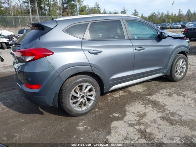 KM8J3CA45HU288936 Hyundai TUCSON SE