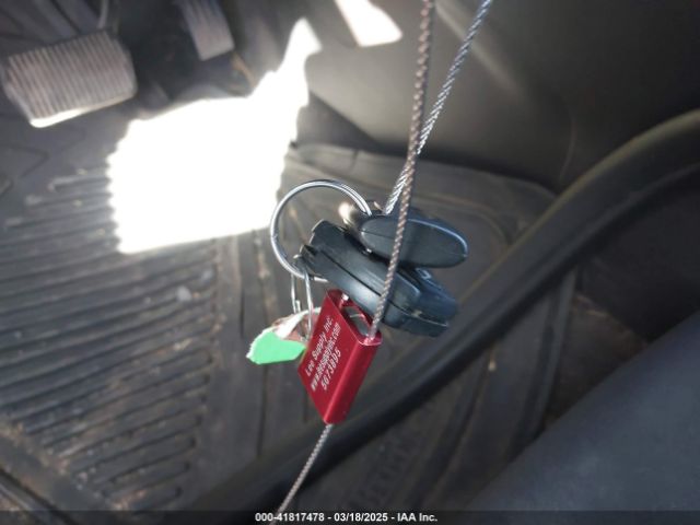 1FADP3E2XJL266642 Ford FOCUS S