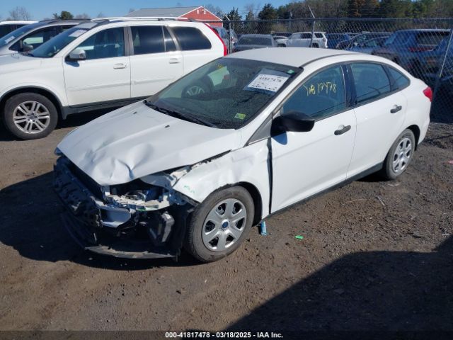 1FADP3E2XJL266642 Ford FOCUS S