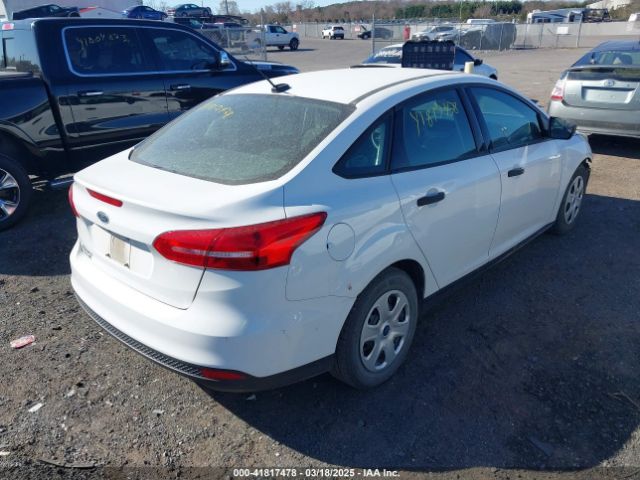 1FADP3E2XJL266642 Ford FOCUS S