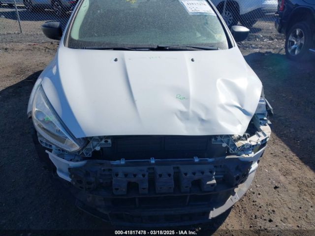 1FADP3E2XJL266642 Ford FOCUS S