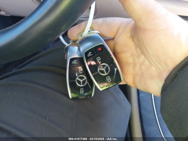 WDDZF4KB8KA592634 Mercedes-Benz E 300 4matic